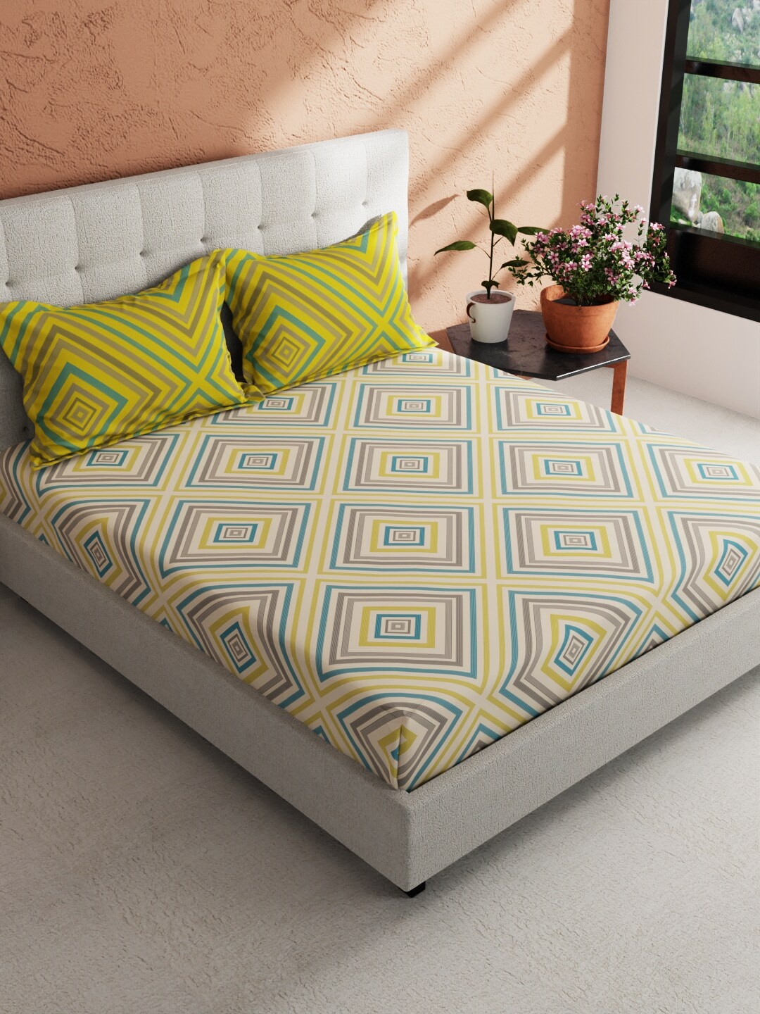 

BIANCA Yellow & Blue Geometric Pure Cotton 144 TC King Bedsheet with 2 Pillow Covers