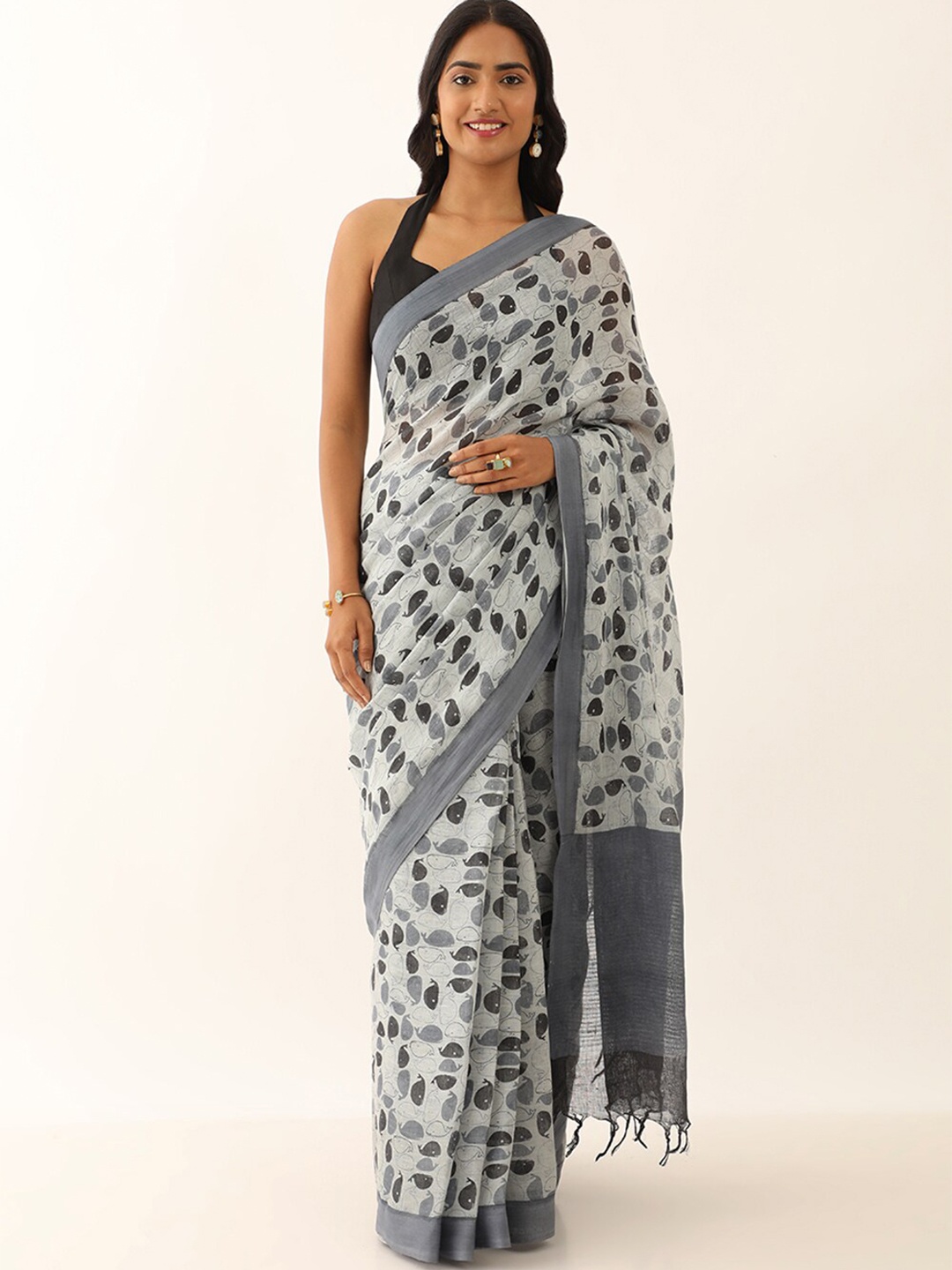 

Taneira Ethnic Motifs Printed Pure Cotton Saree, Off white