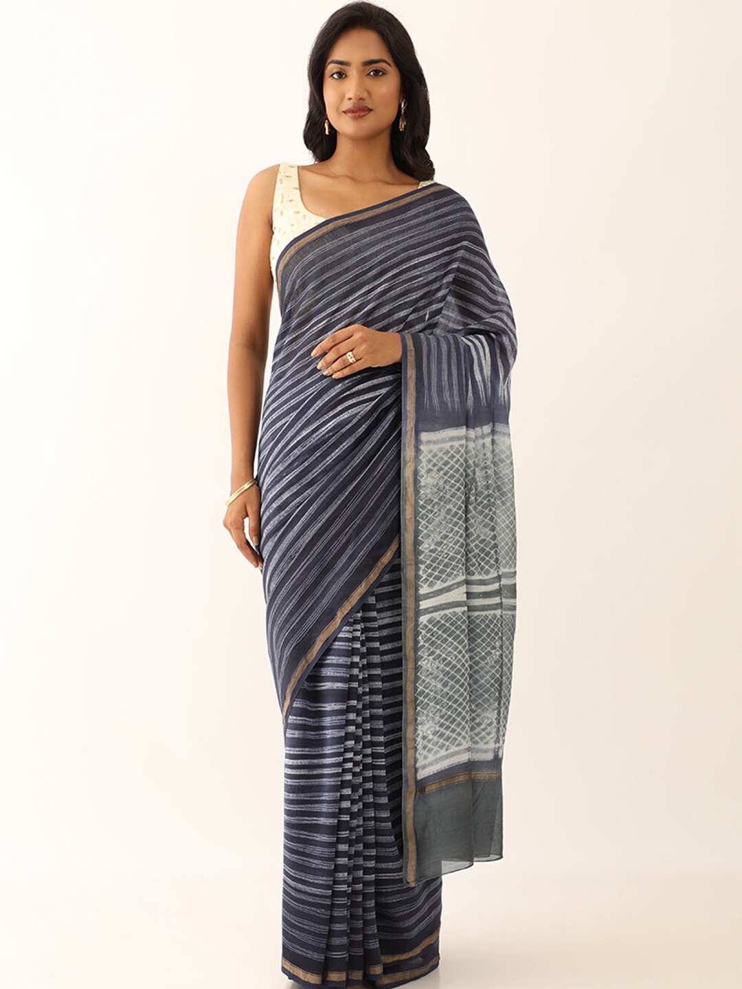 

Taneira Striped Zari Silk Cotton Saree, Blue