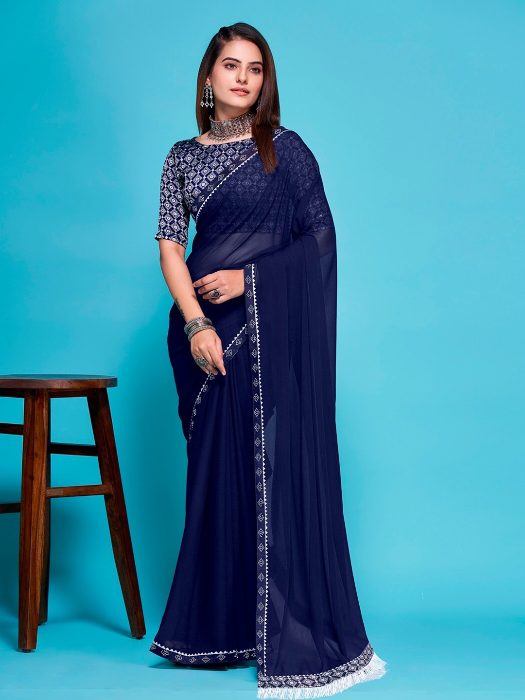 

AVANTIKA FASHION Beads and Stones Pure Silk Saree, Navy blue