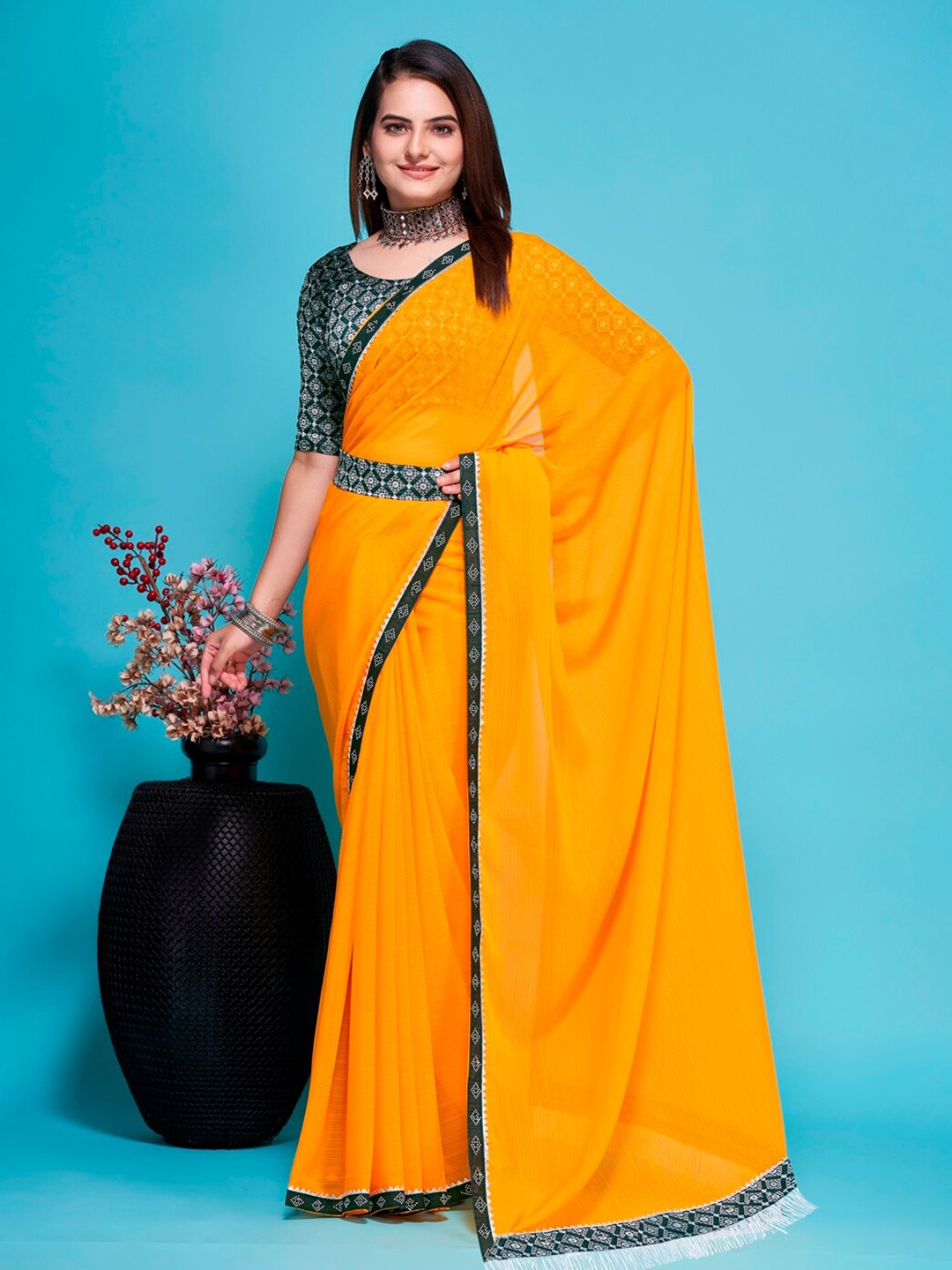 

AVANTIKA FASHION Beads and Stones Pure Silk Saree, Yellow
