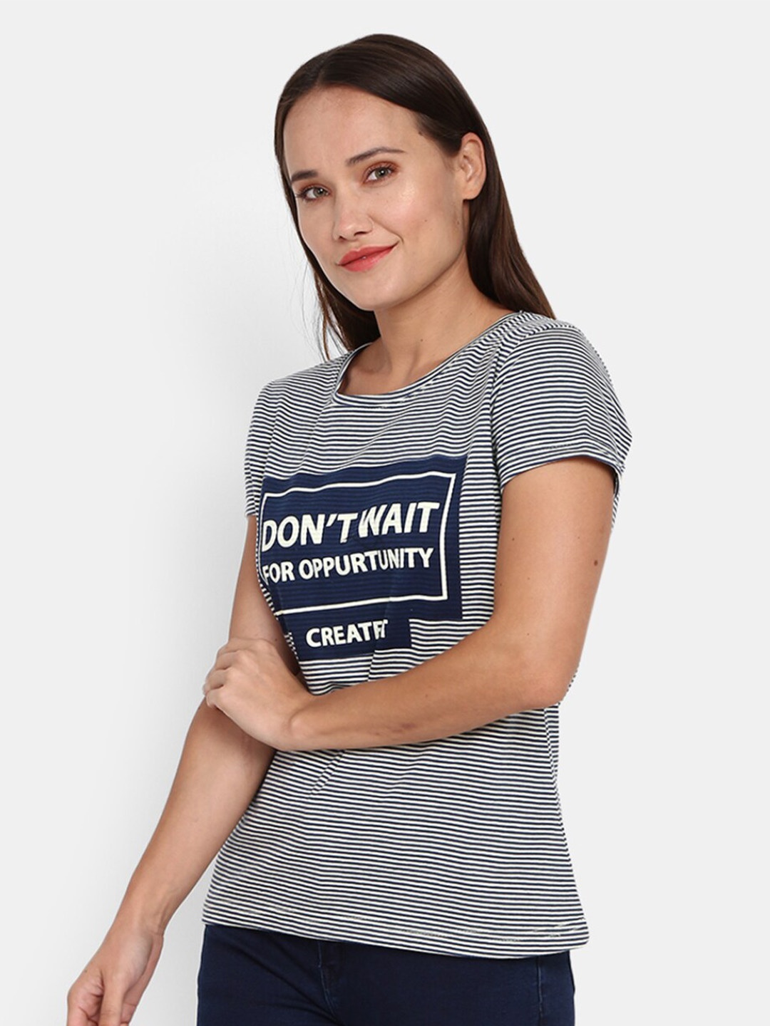 

V-Mart Floral Printed Regular Fit Cotton Casual T-Shirt, Navy blue