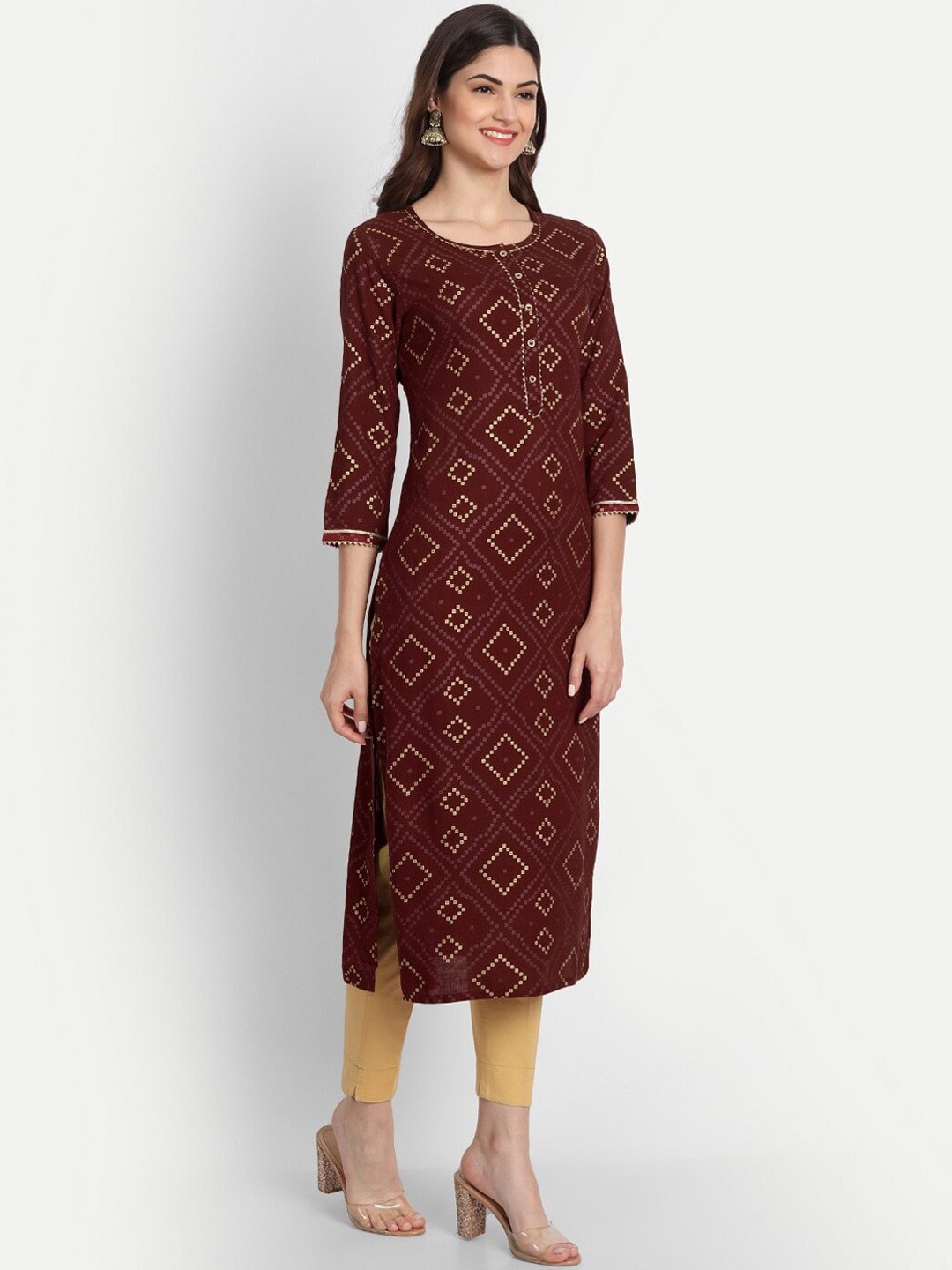 

SUTI Bandhani Printed Gotta Patti Straight Kurta, Maroon