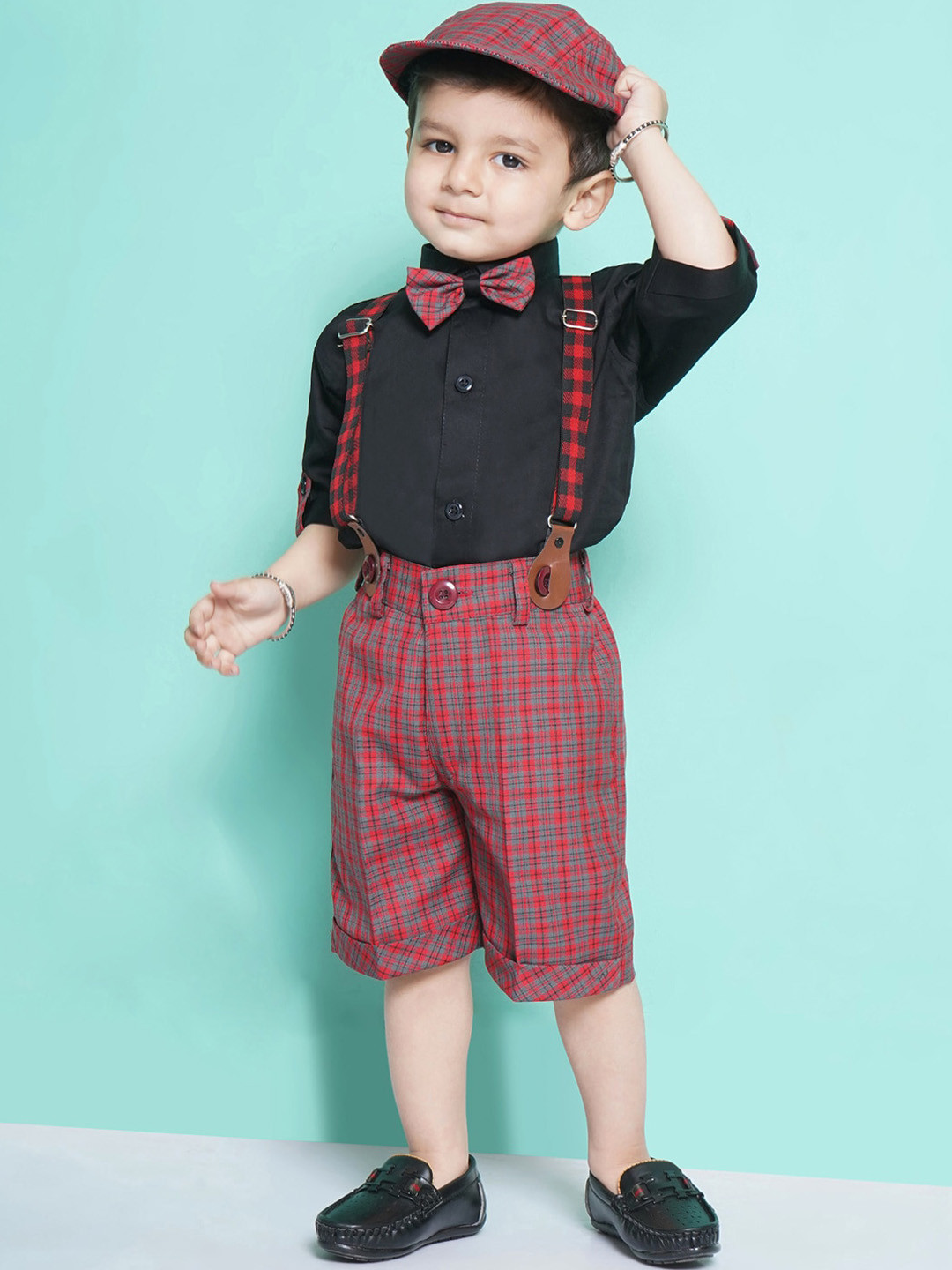 

Aj DEZInES Boys Printed Cotton Shirt Bow Shorts With Cap Suspenders Clothing Set, Red