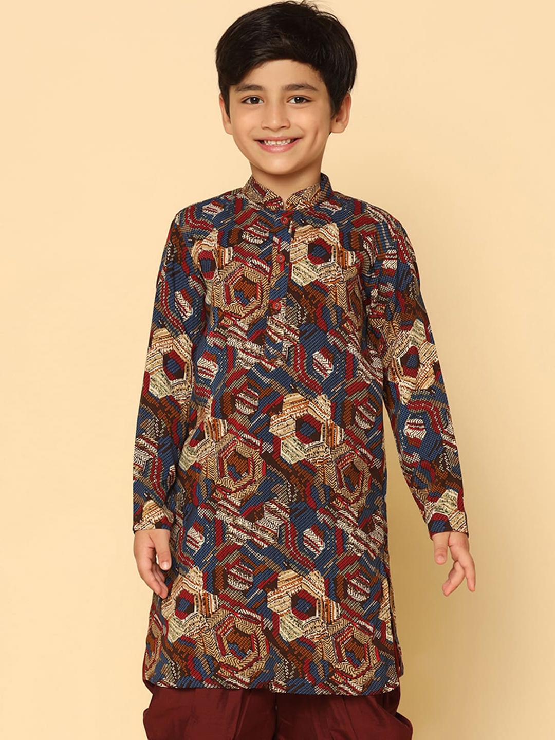 

KISAH Boys Abstract Printed Mandarin Collar Straight Pure Cotton Kurta, Maroon