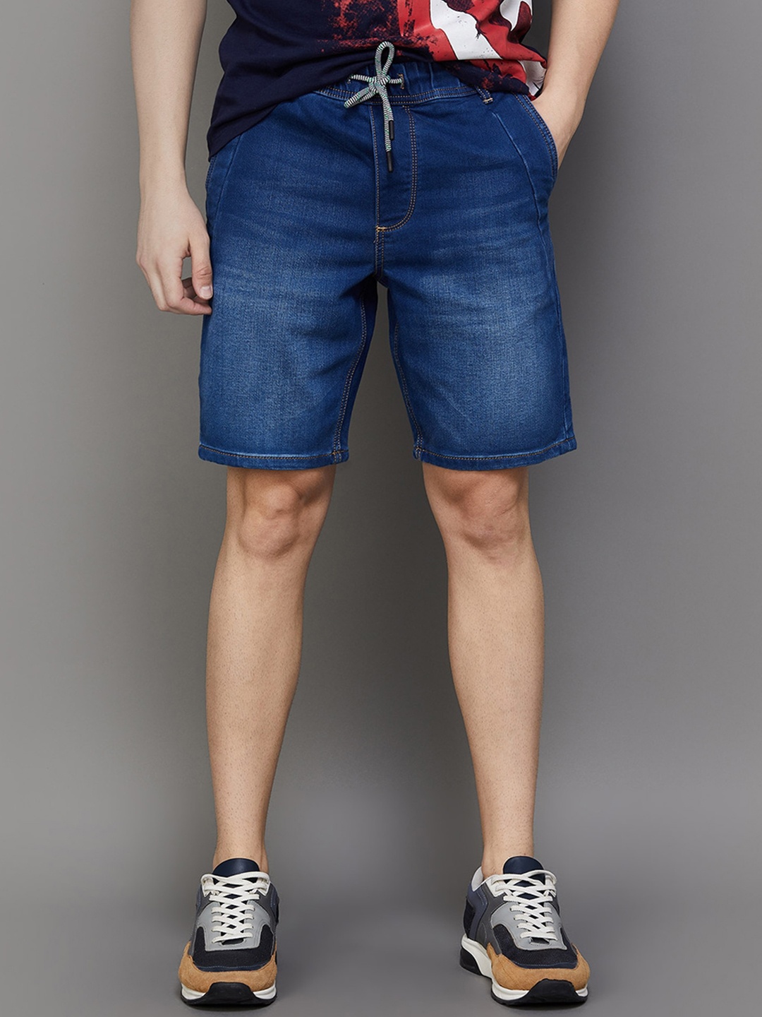 

Bossini Men Washed Cotton Denim Shorts, Blue