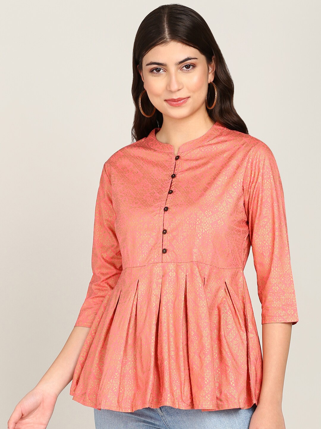 

MALHAAR Ethnic Motifs Foil Printed Kurti, Peach