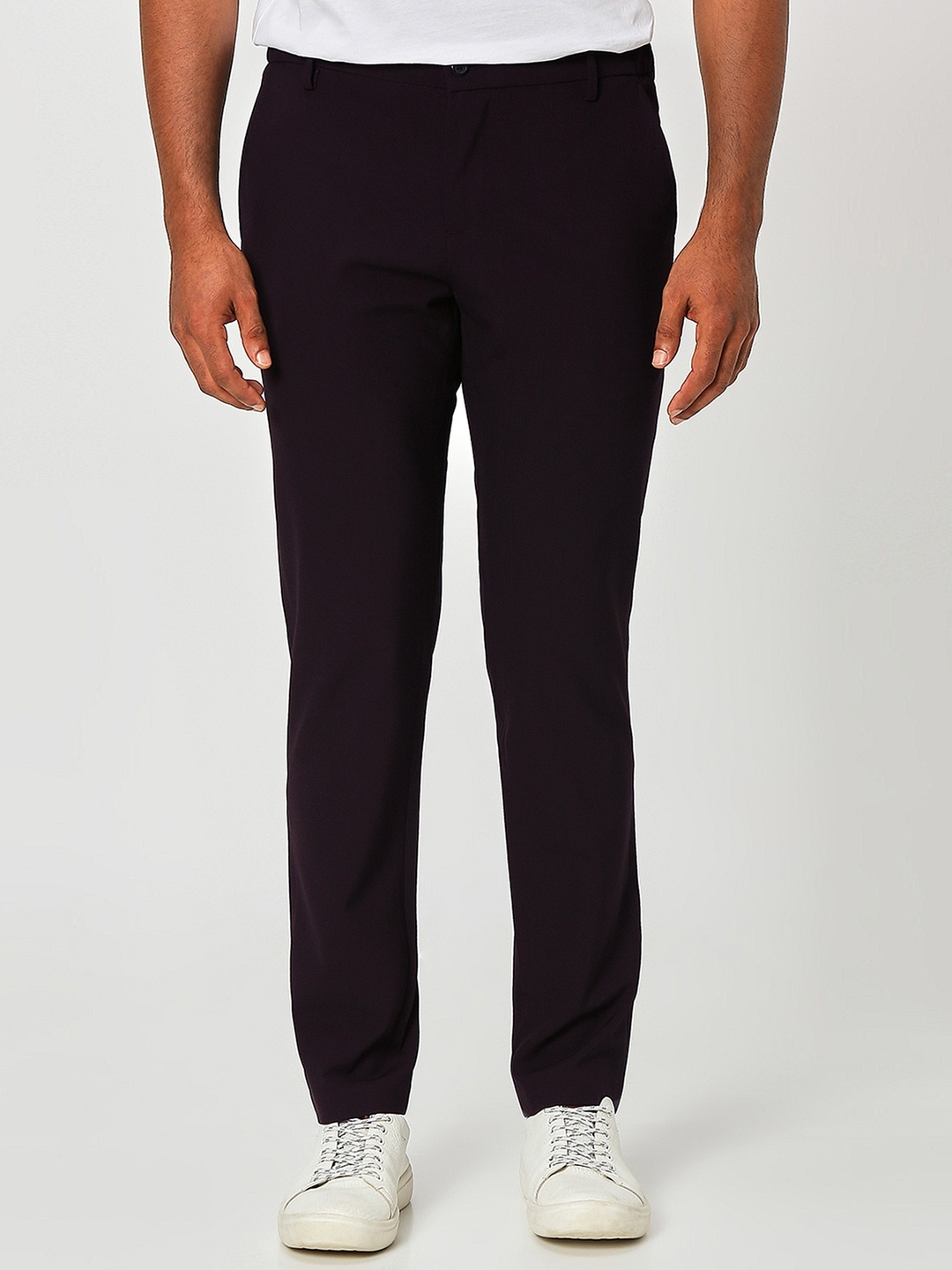 

Mufti Men Mid Rise Chinos, Maroon