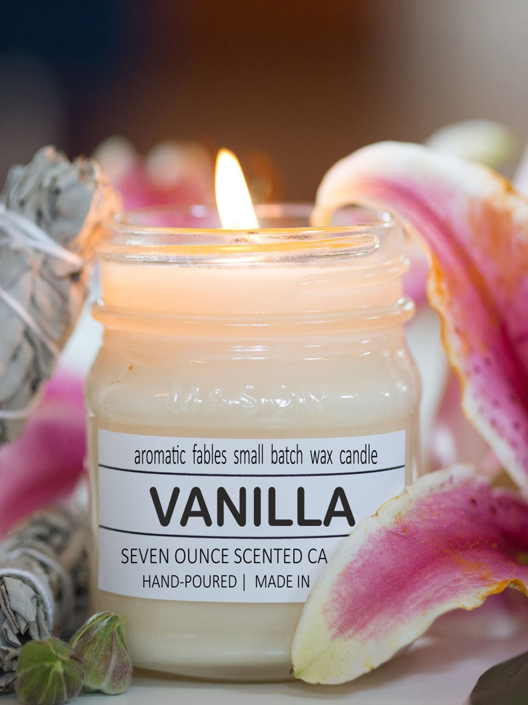 

Aromatic Fables White Vanilla Scented Candle in Sqaure Jar