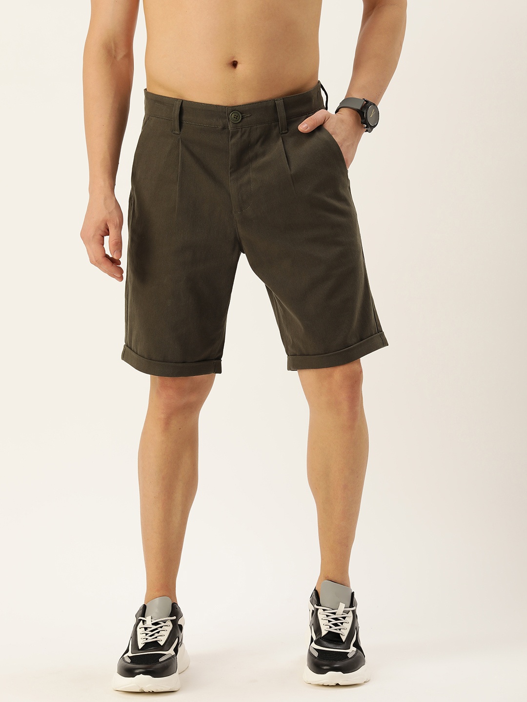 

Harvard Men Solid Mid-Rise Slim Fit Regular Shorts, Green