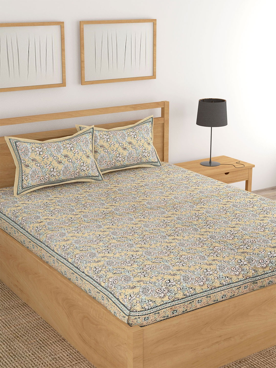 

Lali Prints Brown & White Floral Cotton 180 TC King Bedsheet With 2 Pillow Covers