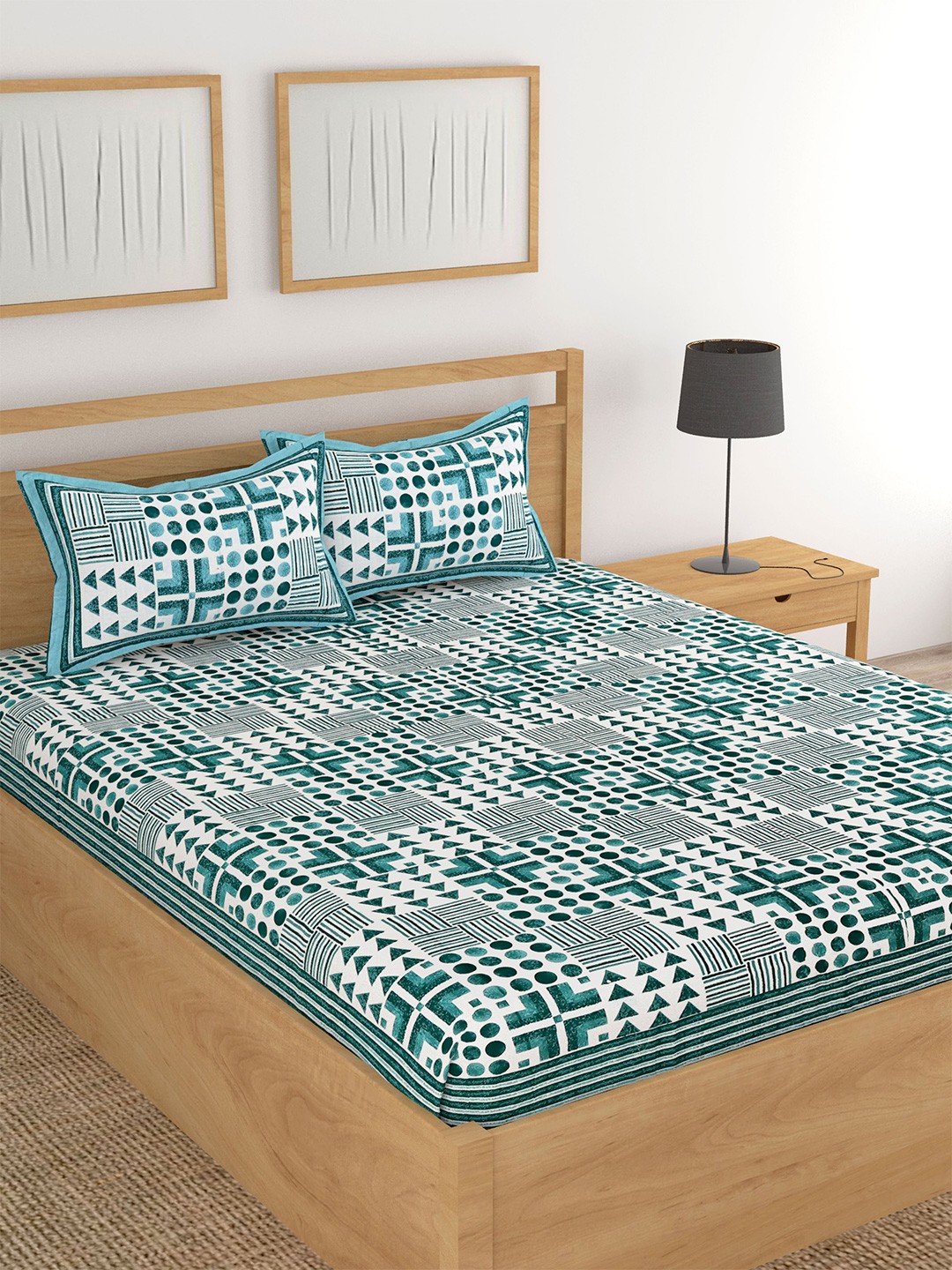 

Lali Prints Green & White Geometric Cotton 180 TC King Bedsheet With 2 Pillow Covers