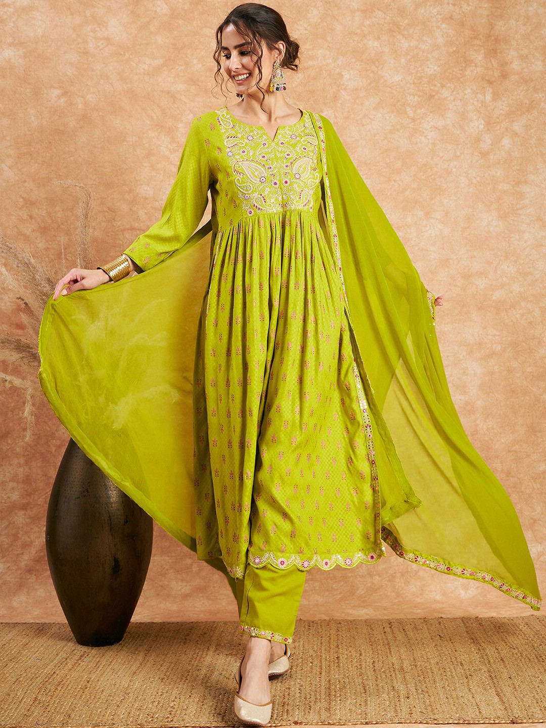

Sangria Floral Printed & Embroidered Nayra-Cut Kurta With Trouser & Dupatta, Green
