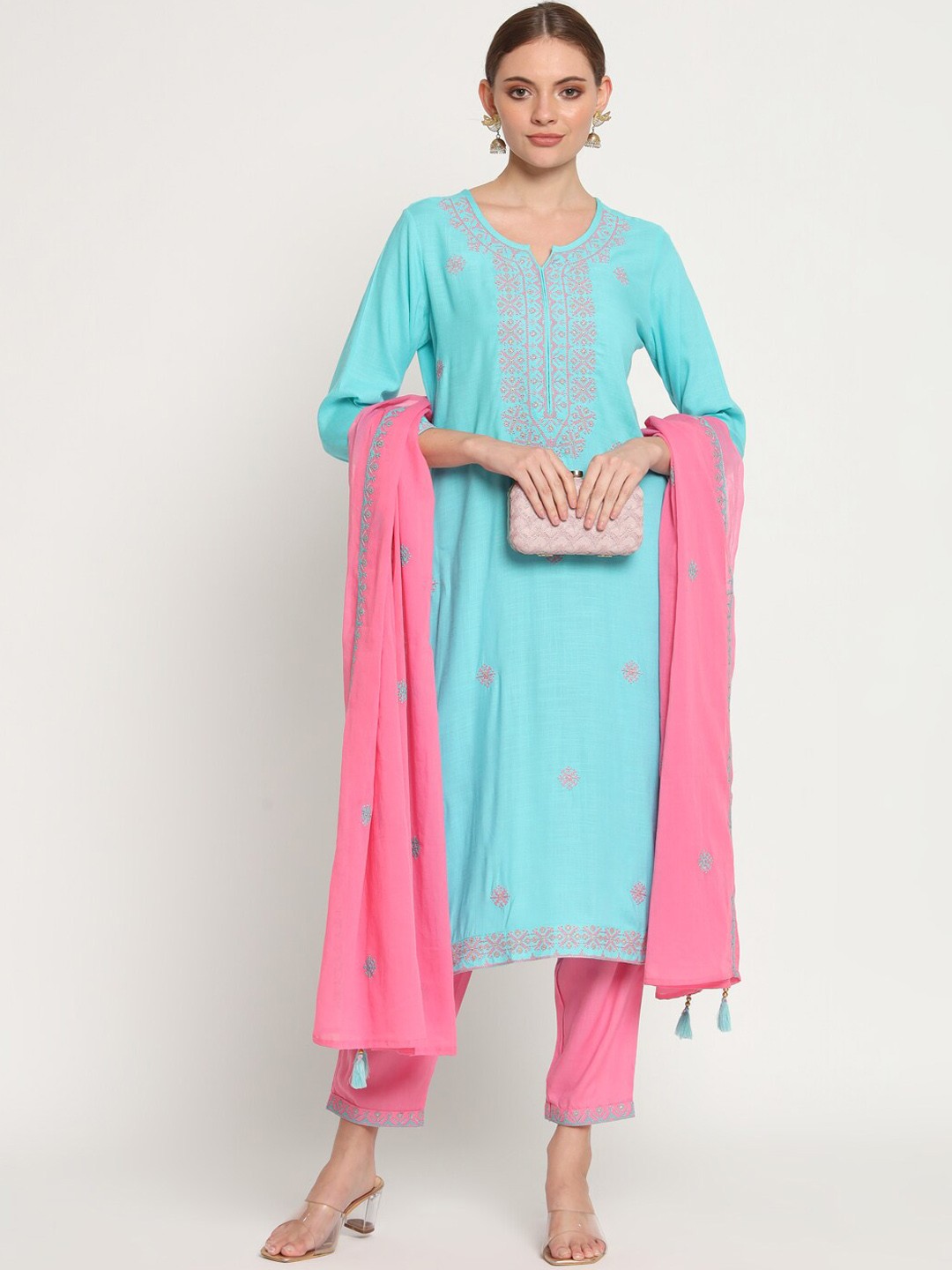 

IkDaiya Ethnic Motifs Embroidered Regular Thread Work Kurta & Trousers With Dupatta, Blue