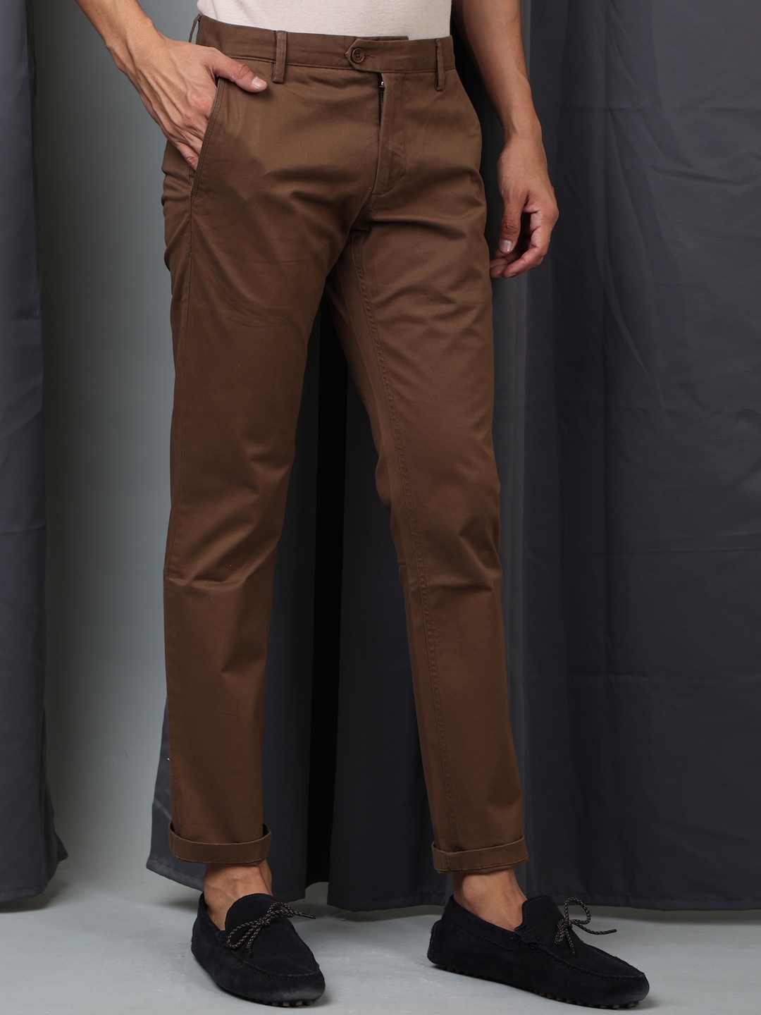 

POE Men Mid-Rise Smart Slim Fit Chinos Trousers, Brown