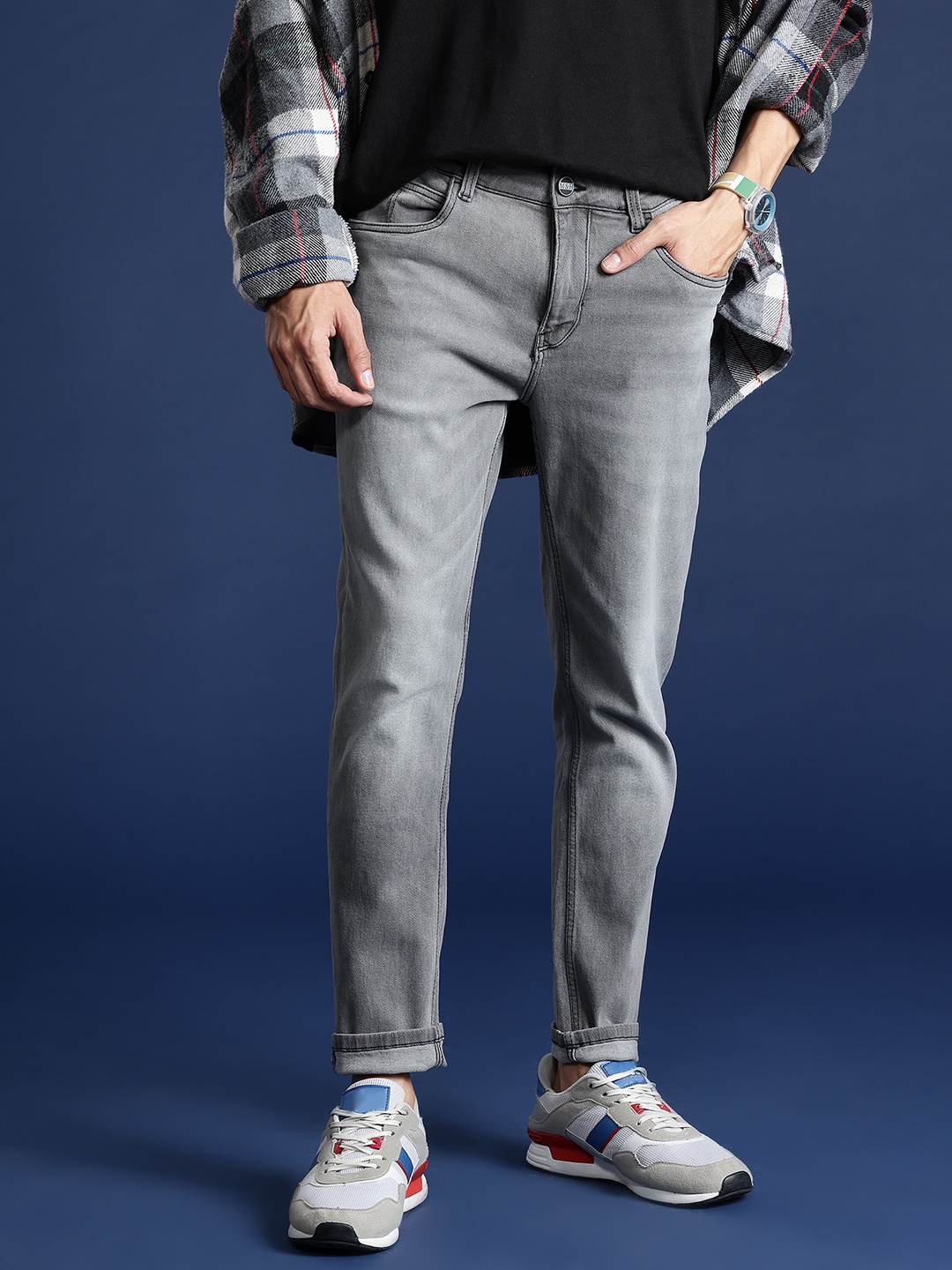

Mast & Harbour Men Slim Tapered Fit Light Fade Stretchable Jeans, Grey