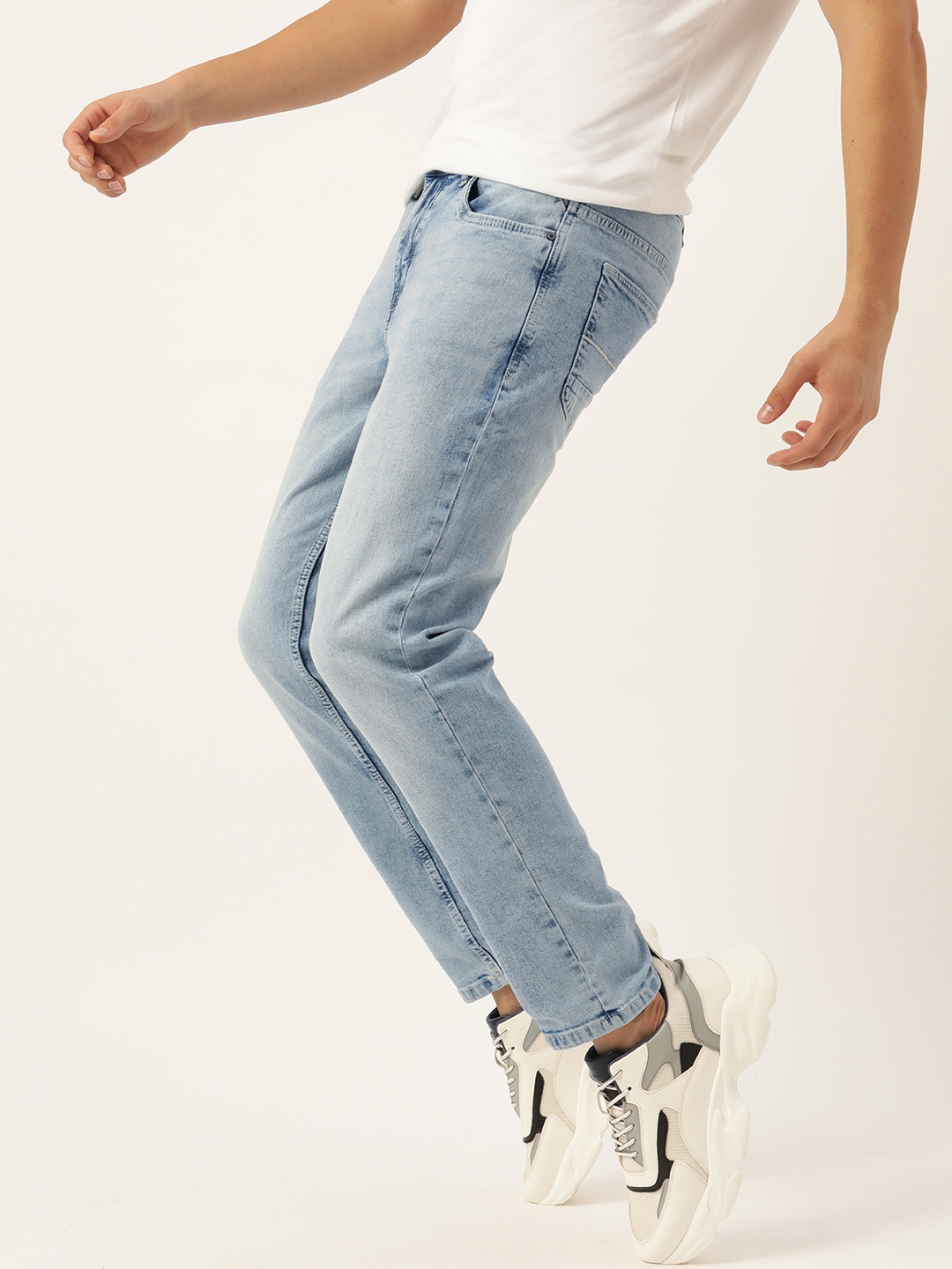 

Mast & Harbour Men Slim Tapered Fit Light Fade Stretchable Jeans, Blue