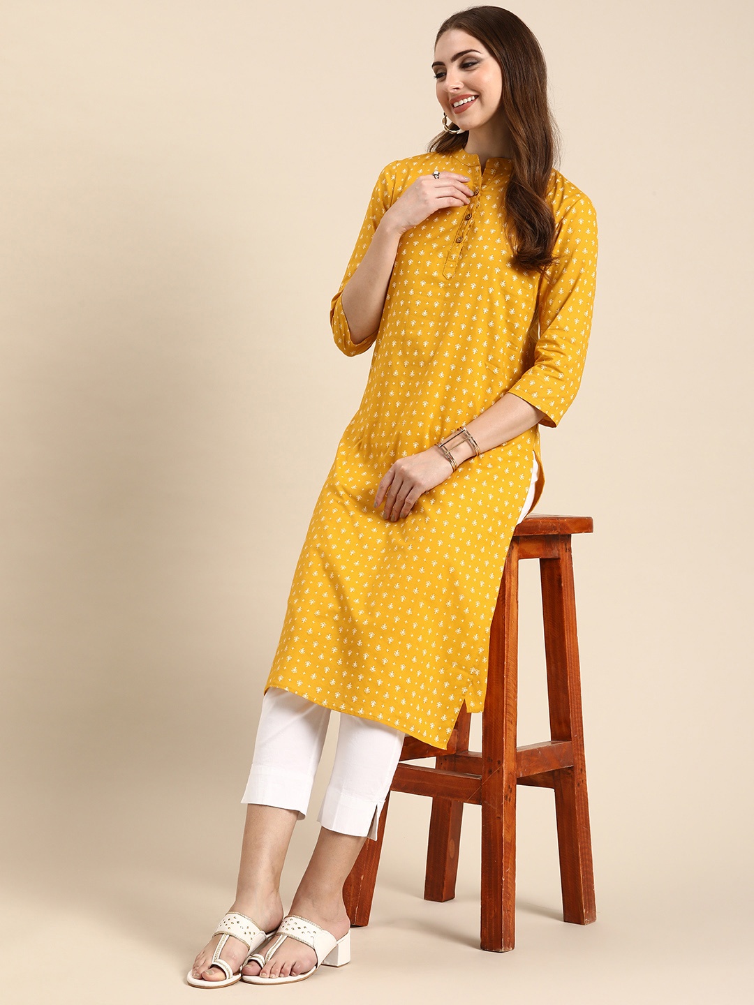 

Anouk Ethnic Motifs Printed Mandarin Collar Pure Cotton Kurta, Mustard