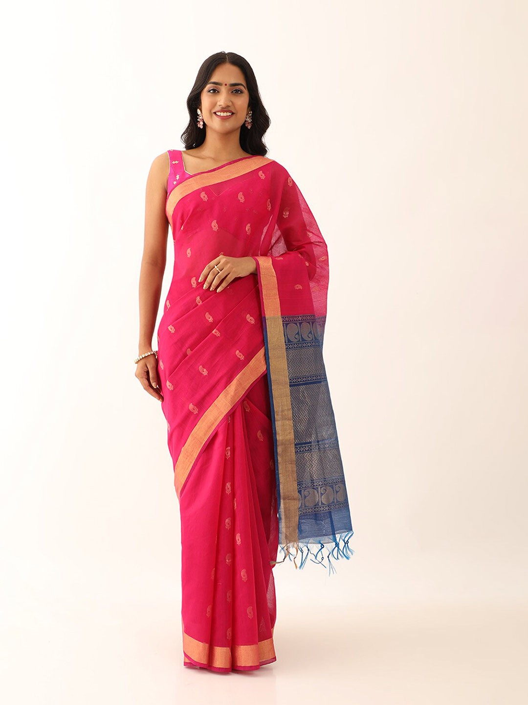 

Taneira Ethnic Motifs Woven Design Zari Silk Cotton Saree, Pink