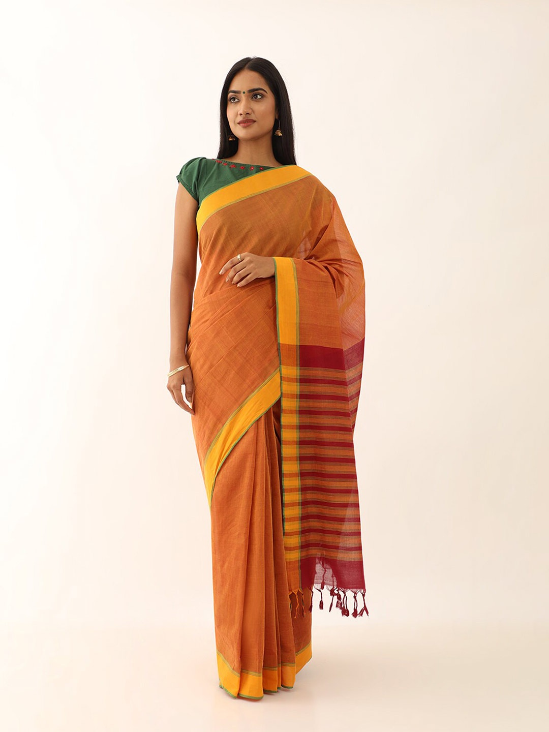 

Taneira Pure Cotton Mangalagiri Saree, Orange