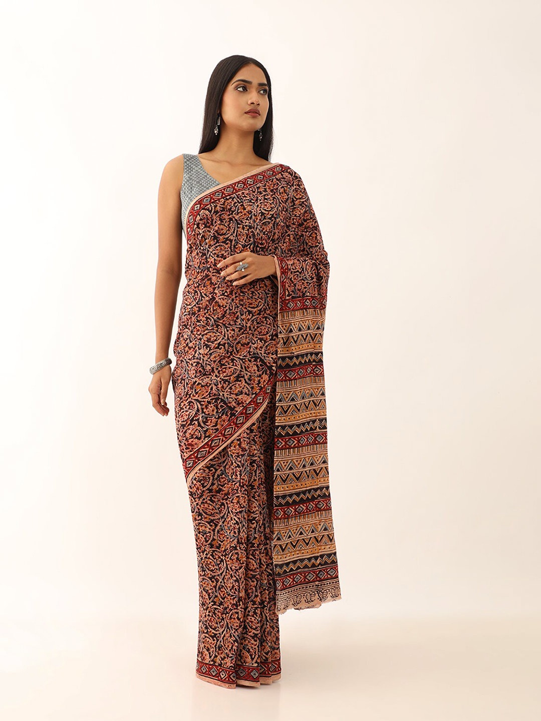 

Taneira Kalamkari Printed Pure Cotton Block Print Saree, Black