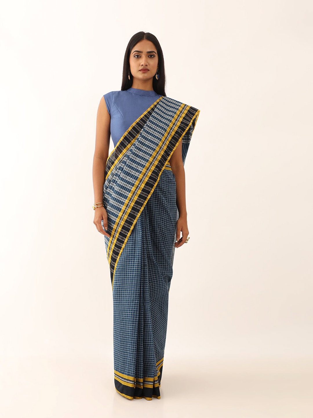 

Taneira Checked Pure Cotton Narayan Peth Saree, Navy blue