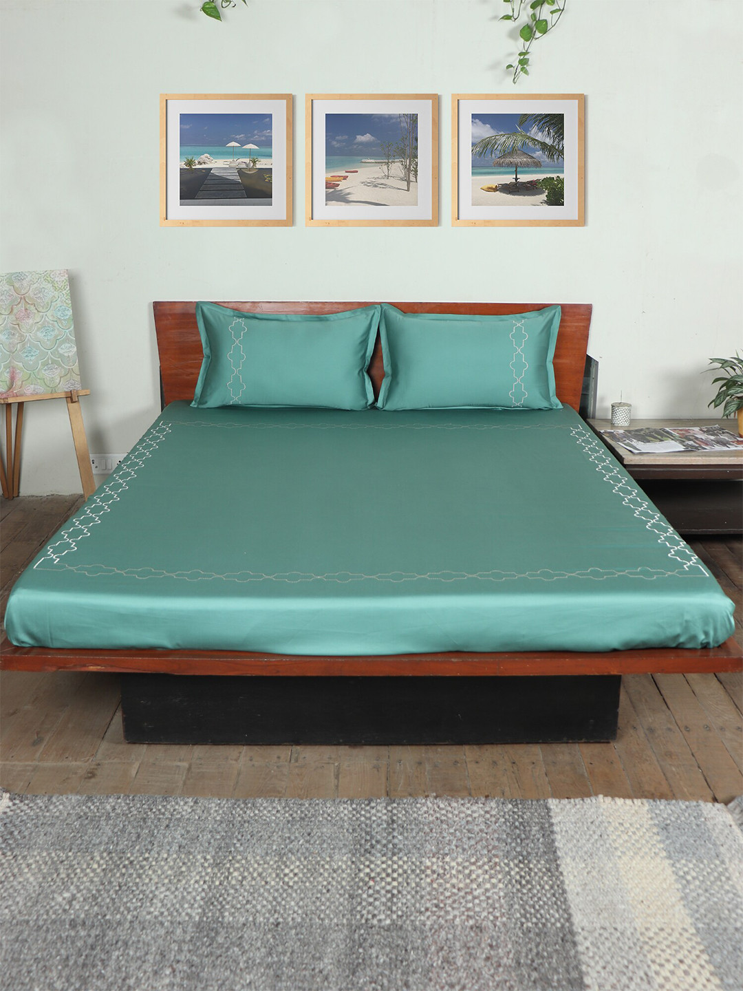 

ZEBA Green Cotton 400 TC King Bedsheet With 2 Pillow Covers