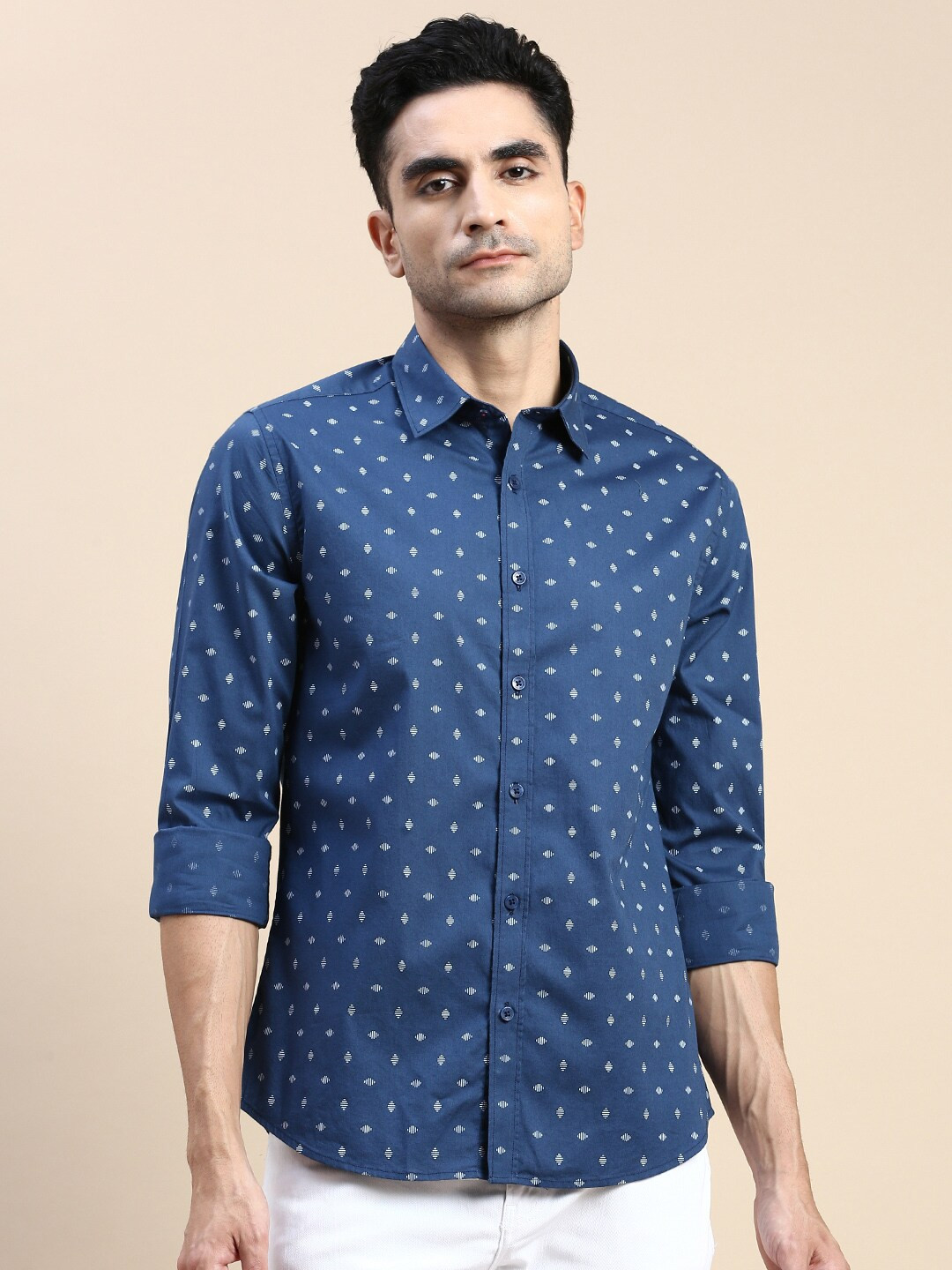 

INVICTUS Sport Geometric Printed Spread Collar Slim Fit Cotton Casual Shirt, Navy blue