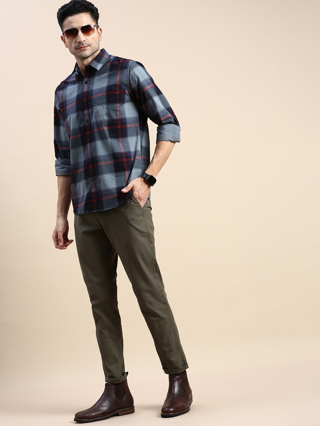 

INVICTUS Sport Checked Spread Collar Slim Fit Cotton Casual Shirt, Grey