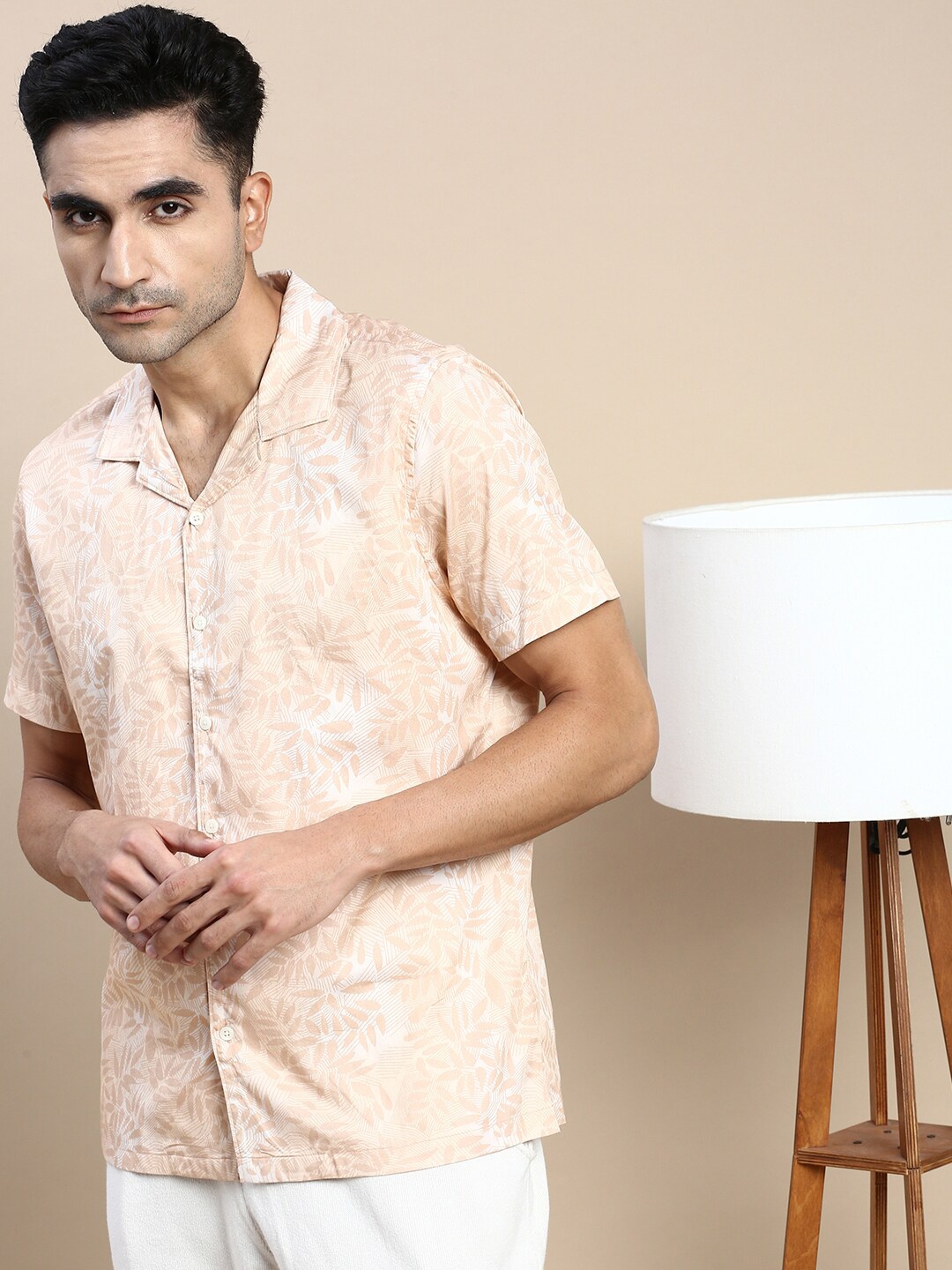 

INVICTUS Club Floral Printed Slim Cotton Casual Shirt, Cream