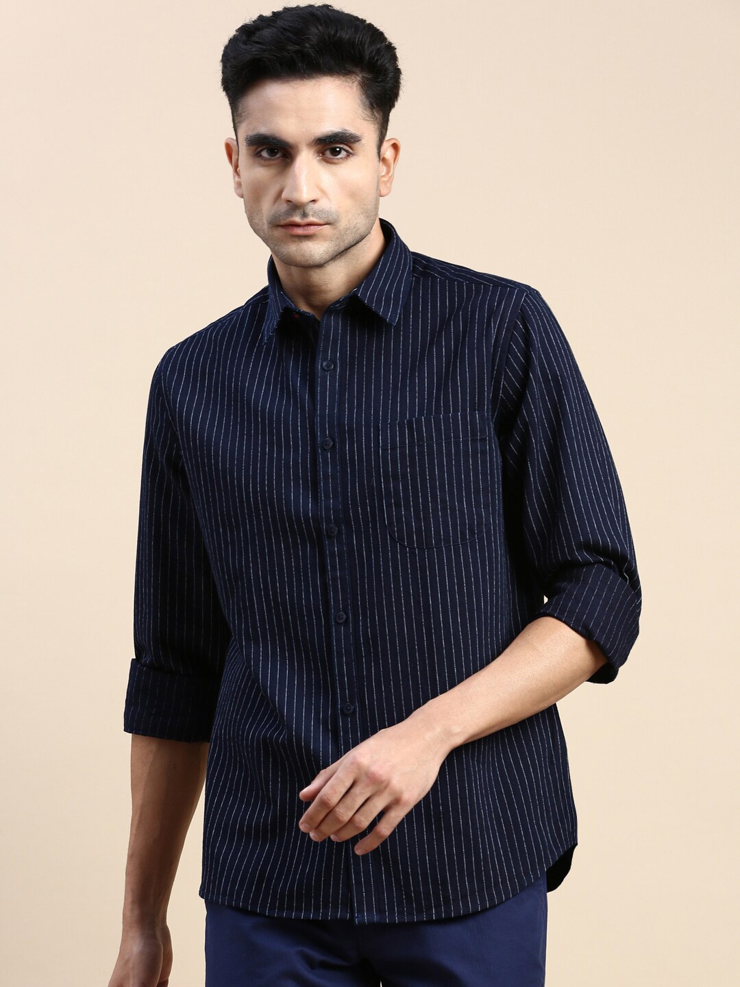 

INVICTUS Vertical Striped Sport Slim Fit Twill Cotton Casual Shirt, Navy blue