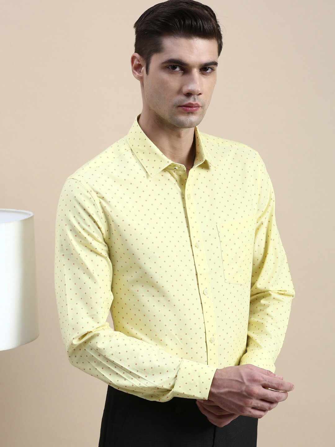 

INVICTUS Standard Slim Fit Micro Ditsy Printed Cotton Formal Shirt, Yellow