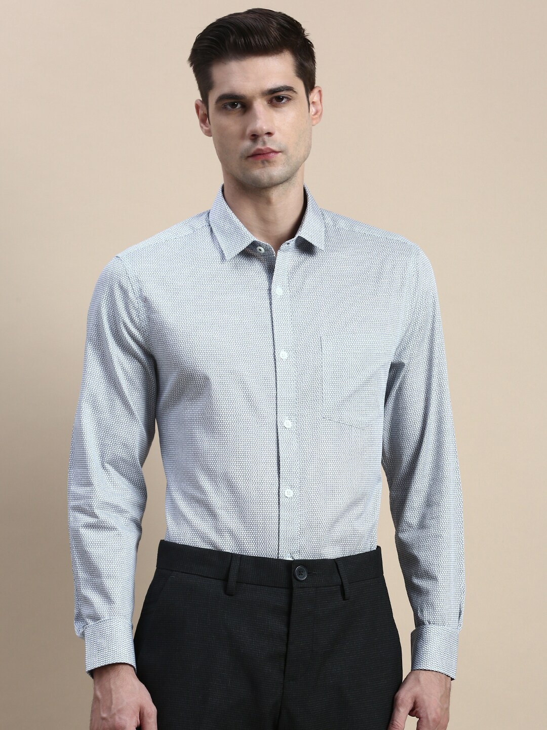 

INVICTUS Standard Micro Ditsy Printed Cotton Slim Fit Formal Shirt, White