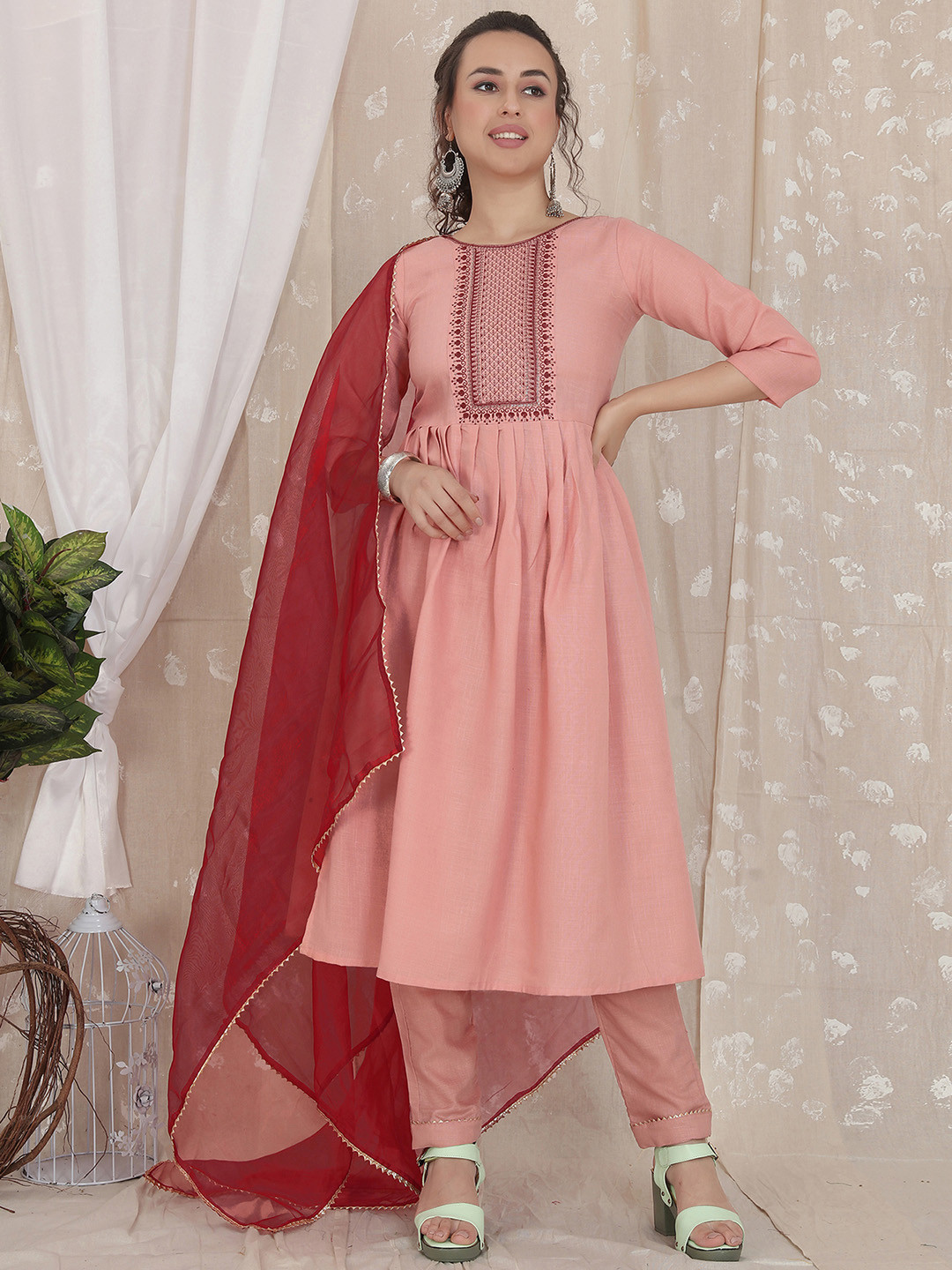

KALINI Ethnic Motifs Yoke Design Thread Work Kurta & Trousers With Dupatta, Pink