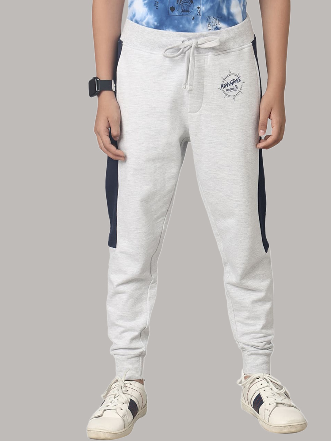 

UNDER FOURTEEN ONLY Boys Colourblocked Mid Rise Cotton Joggers, Grey