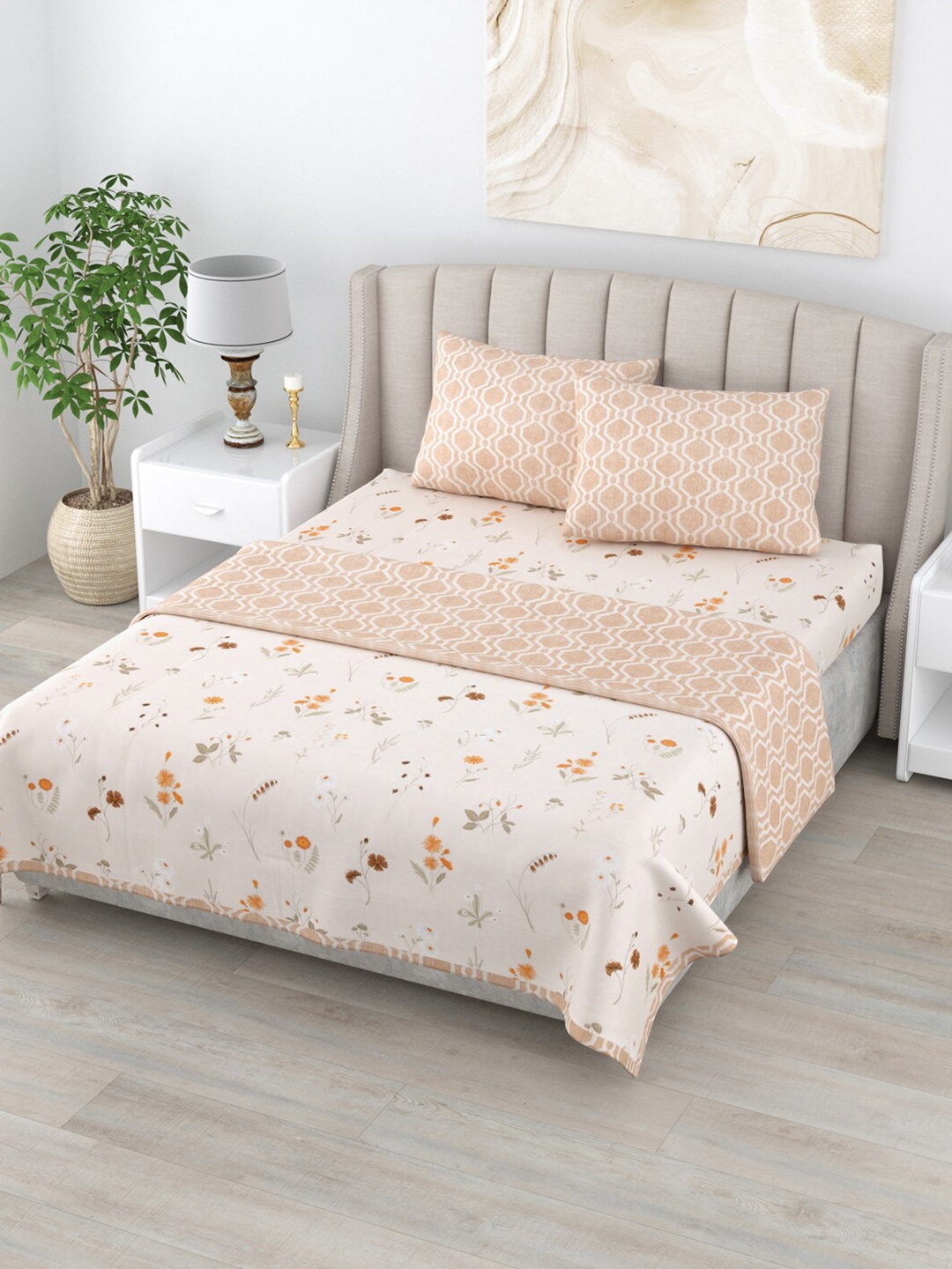 

Home Fresh Rosemary Peach-Coloured Floral AC Room Pure Cotton 210 GSM Double Bedding Set