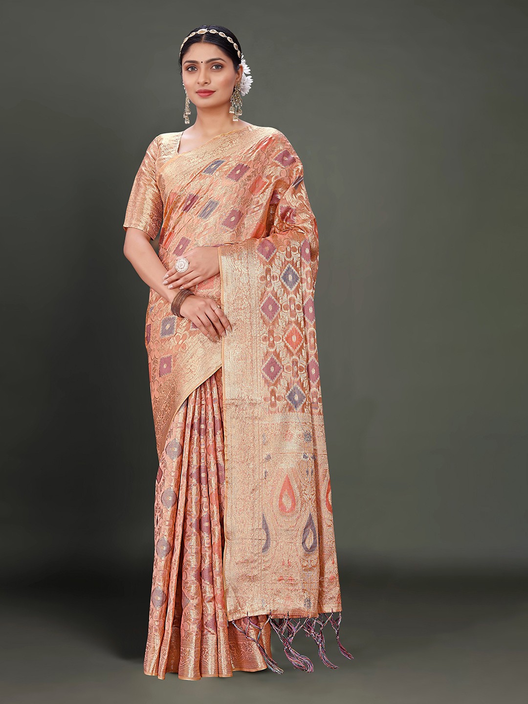 

Mitera Pink Ethnic Motifs Woven Design Zari Organza Kanjeevaram Saree