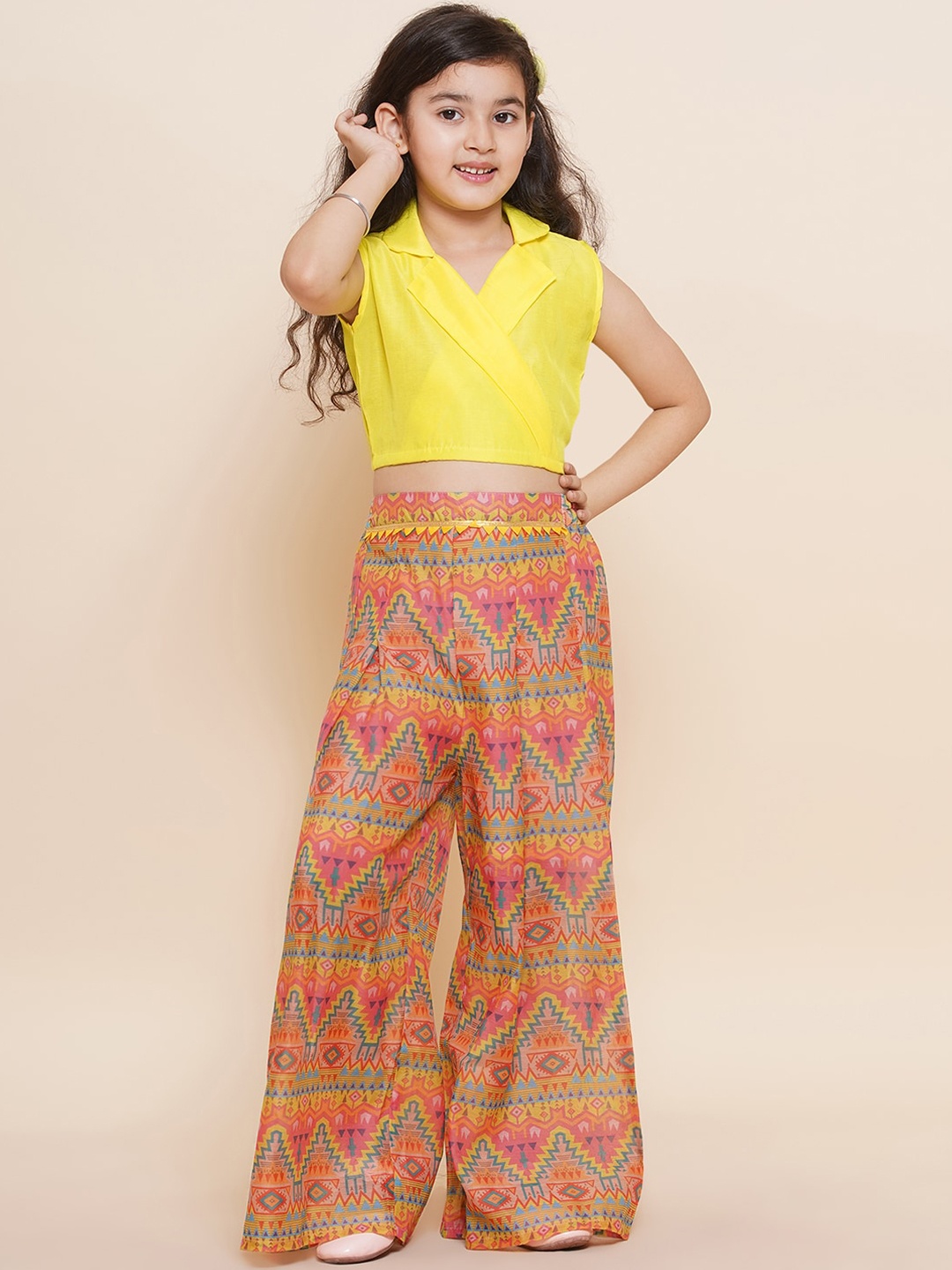 

Aj DEZInES Girls Crop Top With Printed Staright Palazzo, Yellow