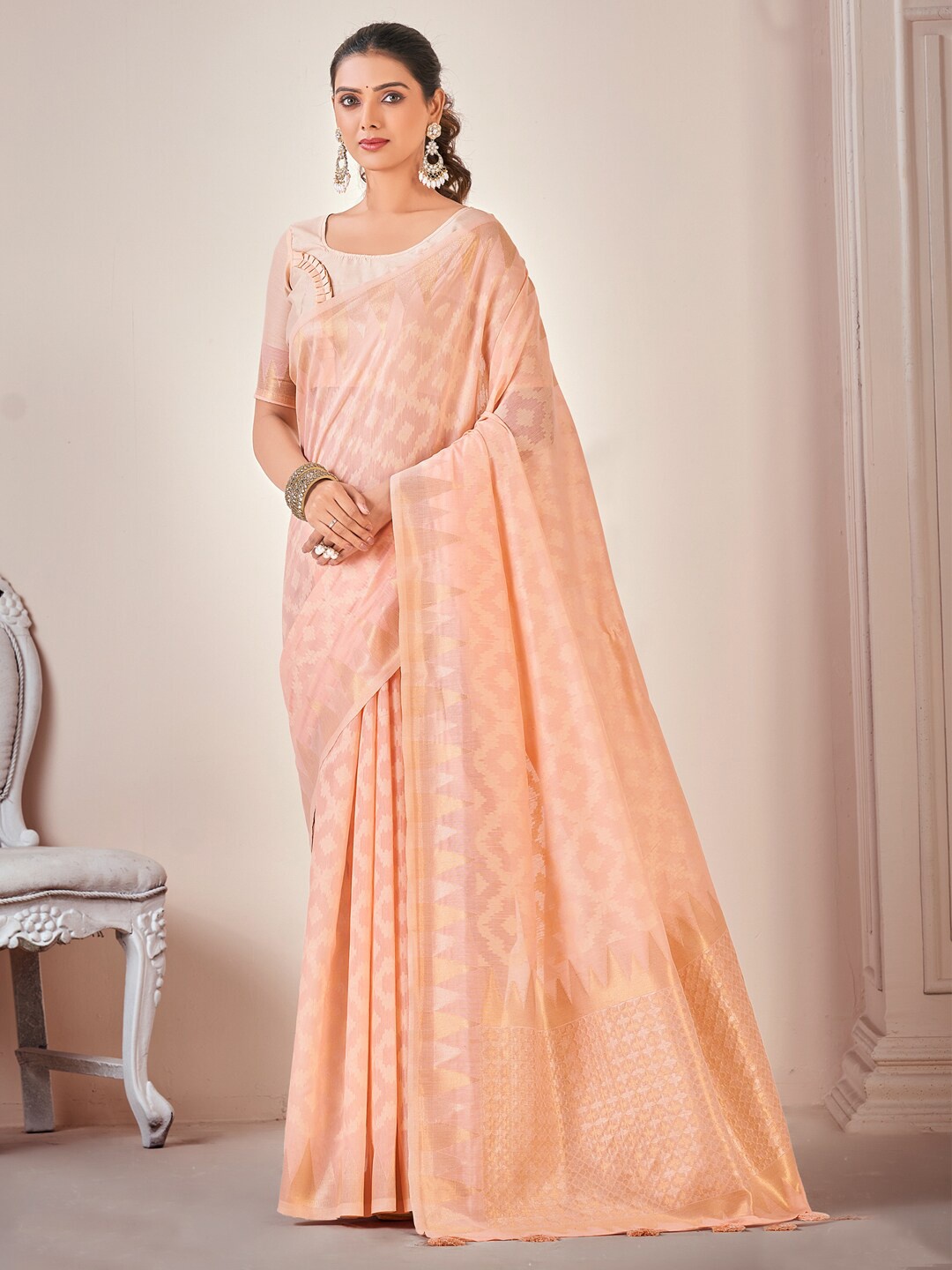 

Mitera Ethnic Motifs Woven Design Zari Banarasi Saree, Peach
