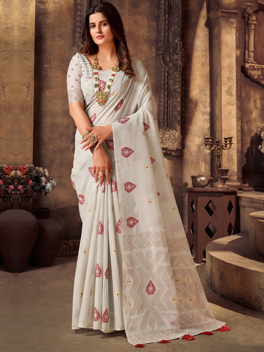 

Mitera Ethnic Motifs Woven Design Zari Banarasi Saree, Grey