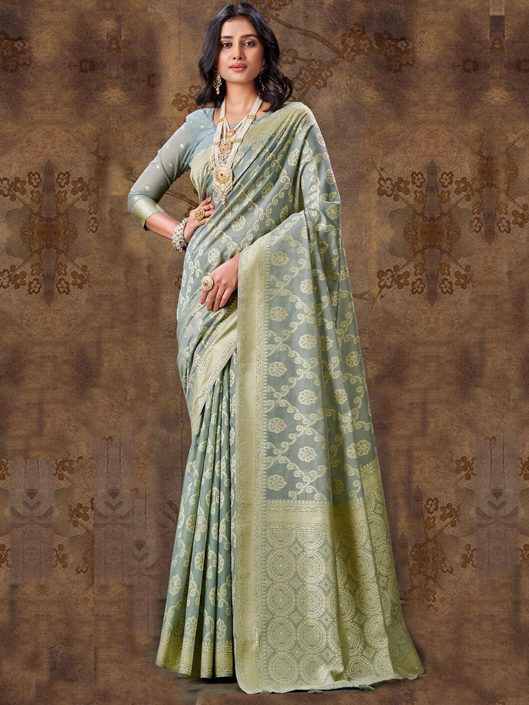 

Mitera Ethnic Motifs Woven Design Zari Banarasi Saree, Grey