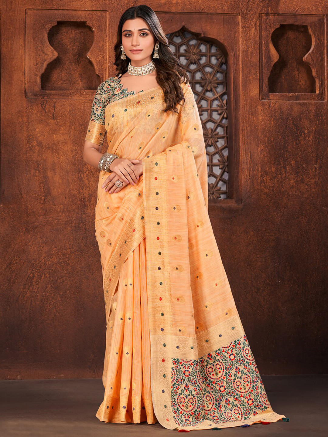 

Mitera Peach & Red Ethnic Motifs Woven Design Zari Banarasi Saree