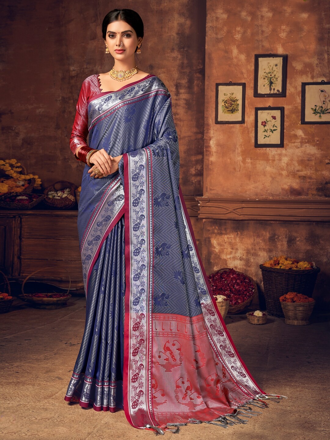 

Mitera Ethnic Motifs Woven Design Zari Kanjeevaram Saree, Navy blue