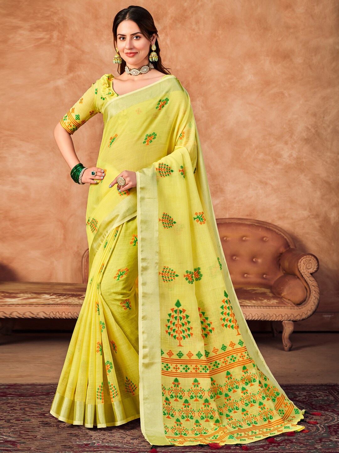 

Mitera Woven Design Zari Linen Blend Banarasi Saree, Yellow