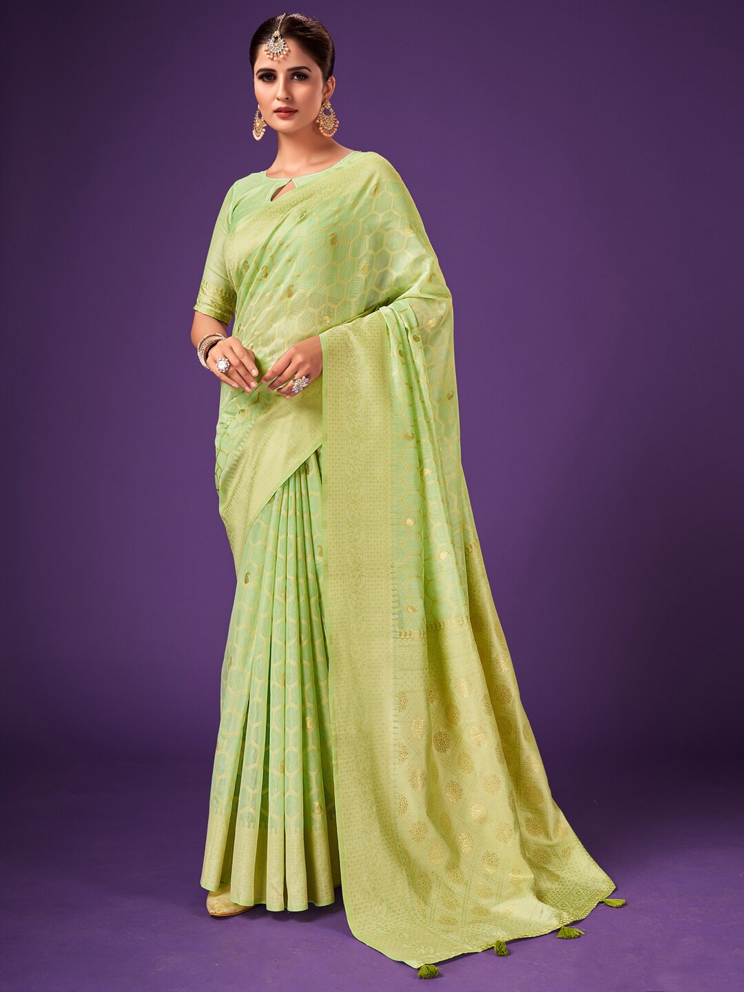 

Mitera Green Geometric Woven Design Zari Banarasi Saree