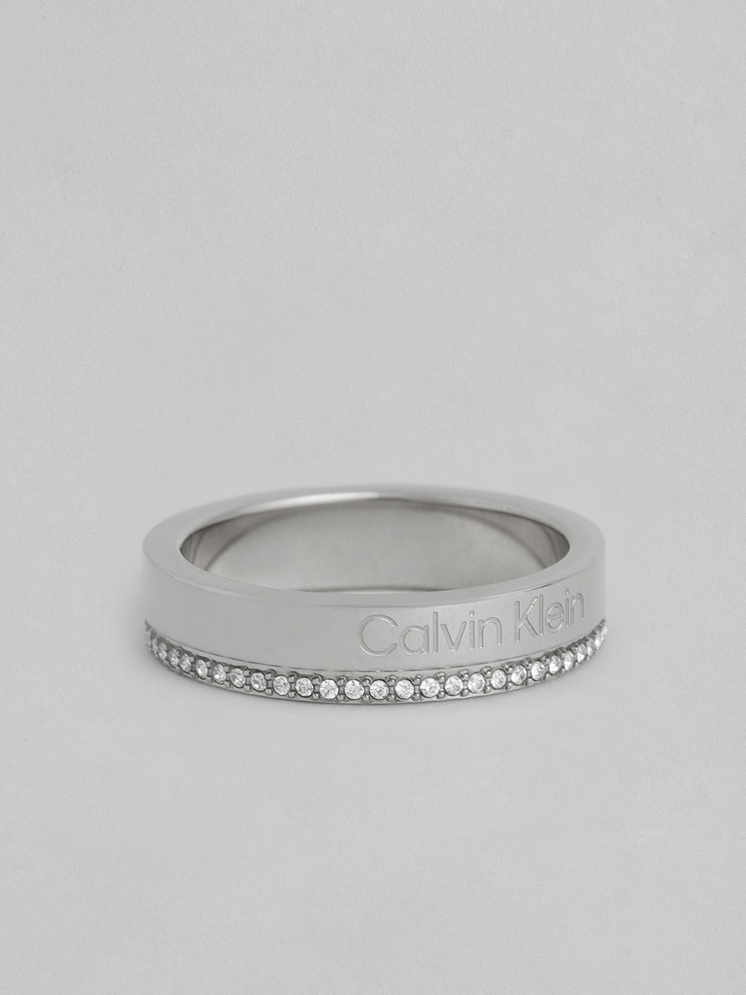 

Calvin Klein Women Crystal Studded Minimal Linear Finger Ring, Silver
