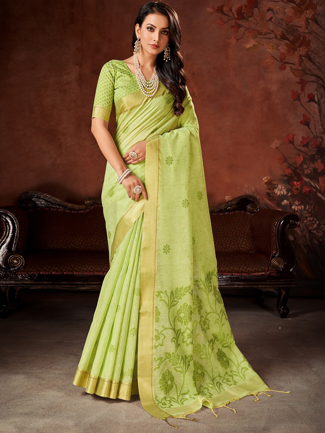 

Mitera Green & Yellow Floral Woven Design Banarasi Saree
