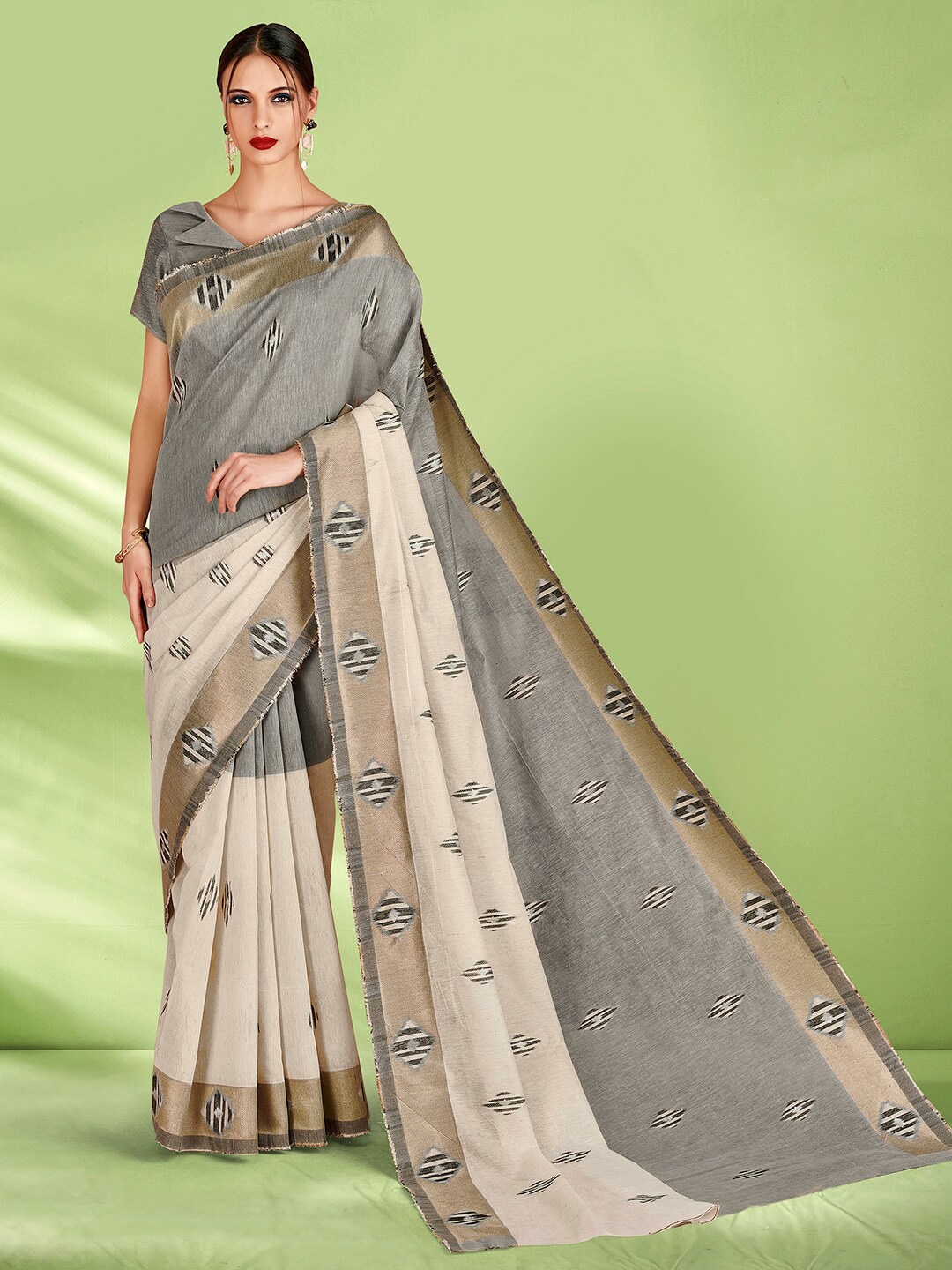 

Mitera Grey Abstract Woven Design Zari Banarasi Saree