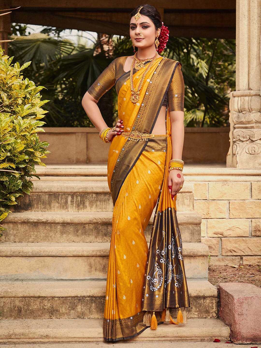 

Saree mall Floral Woven Design Zari Silk Blend Kanjeevaram Sarees, Yellow