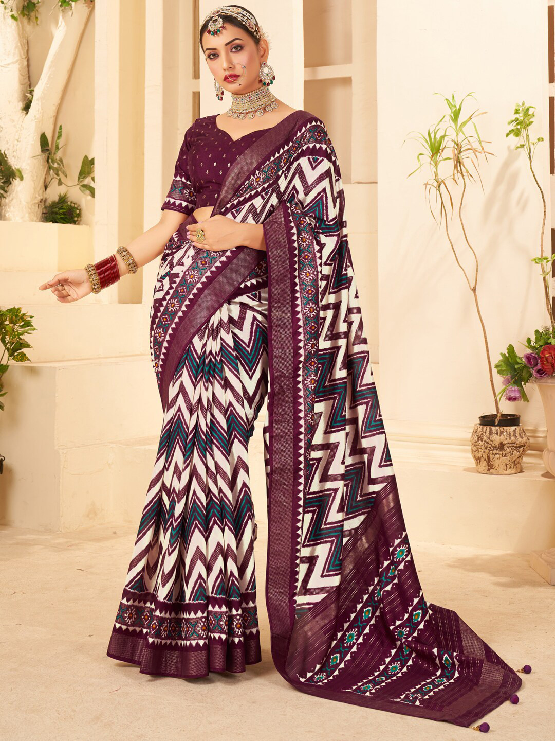 

Saree mall Striped Zari Silk Blend Banarasi Sarees, Purple